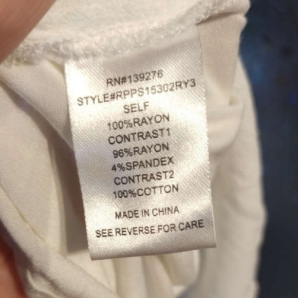 Chic White Lace Detail Blouse - Picture 14 of 14